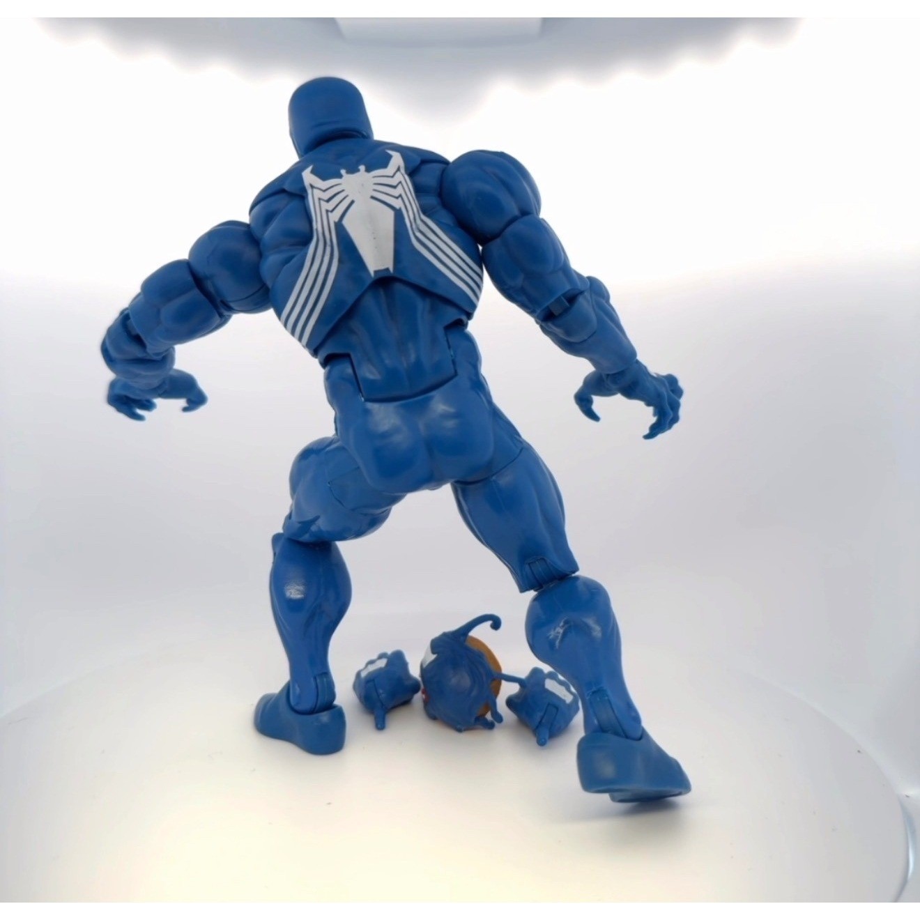 Marvel vs Capcom Venom Marvel Legends Figure Gamerverse