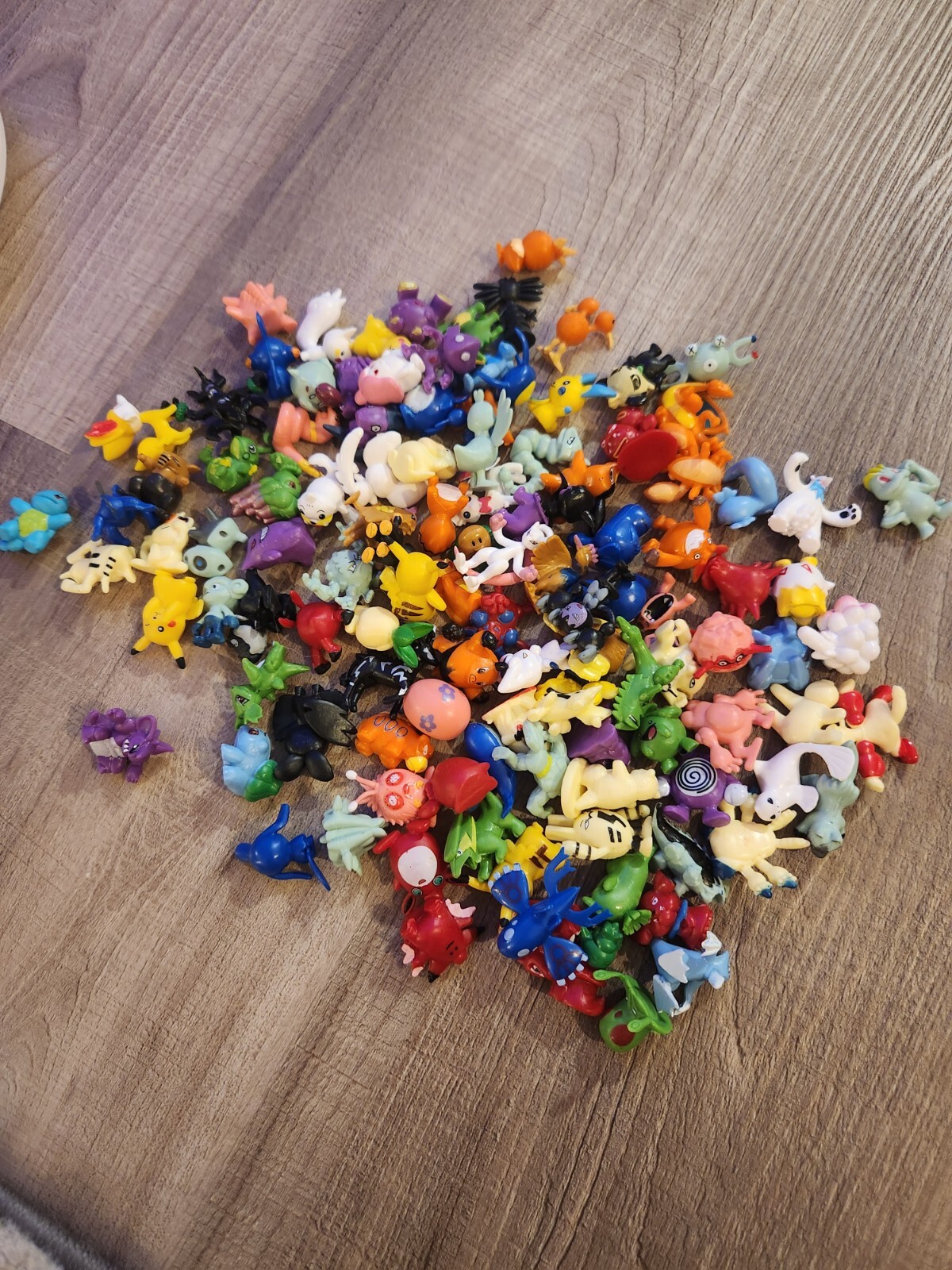 Lot of Assorted Pocket Monsters – 72 Tiny/Mini Figures