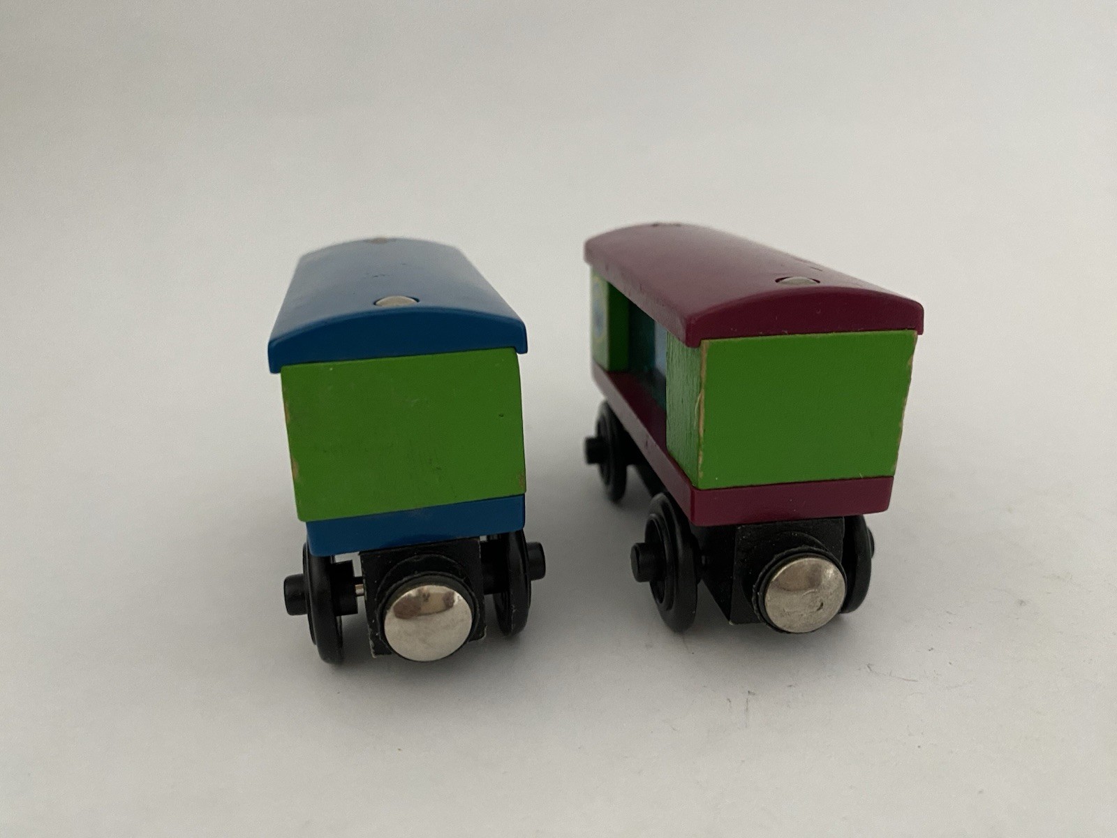 Authentic Learning Curve Wooden Thomas Train Old Style Aquarium Cars w/ Liquid