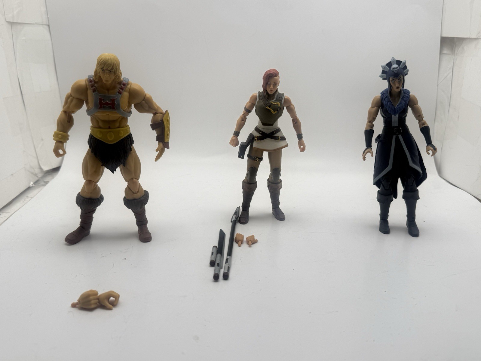 Small Motu MasterVerse Lot He Man, Evil Lynn And Teela
