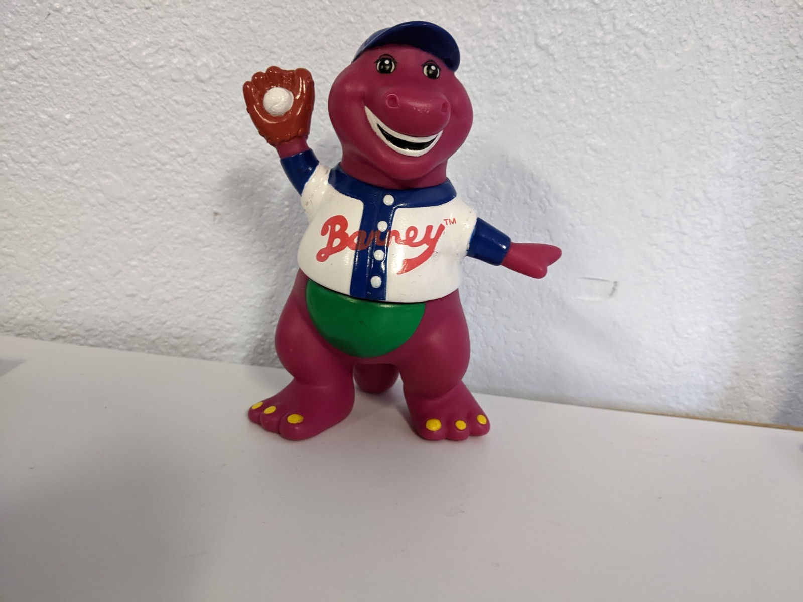 Barney Dinosaur 90&rsquo;s 5&Prime; Figure Toy Lyons Group PVC Plastic Baseball Theme