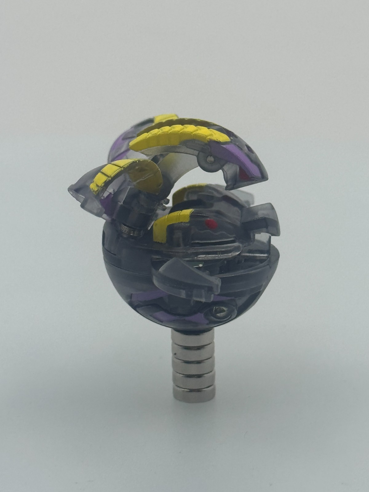 Bakugan Translucent Darkus Percival Rare Vestroia 600G Magnets Not Included