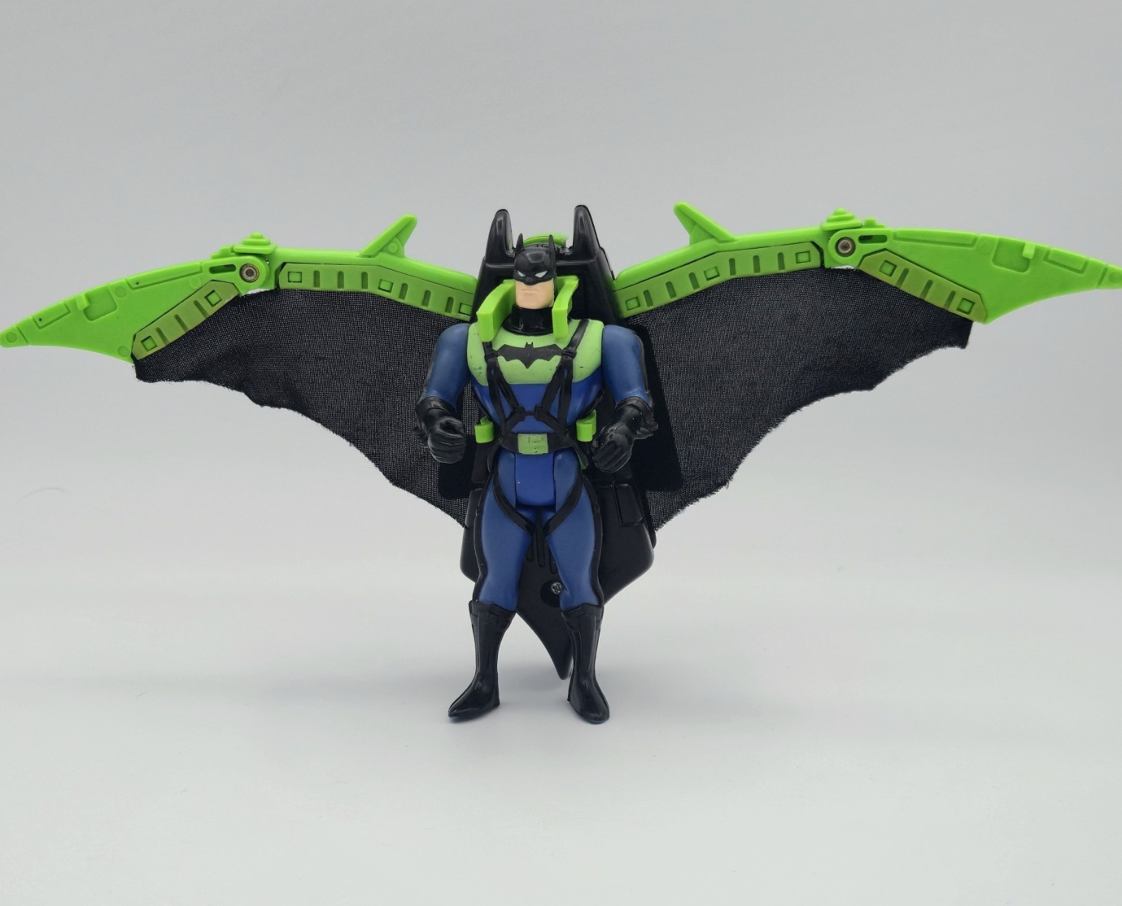 2002 The NEW BATMAN ADVENTURES MISSION MASTERS DX ATTACK WING BATMAN Incomplete
