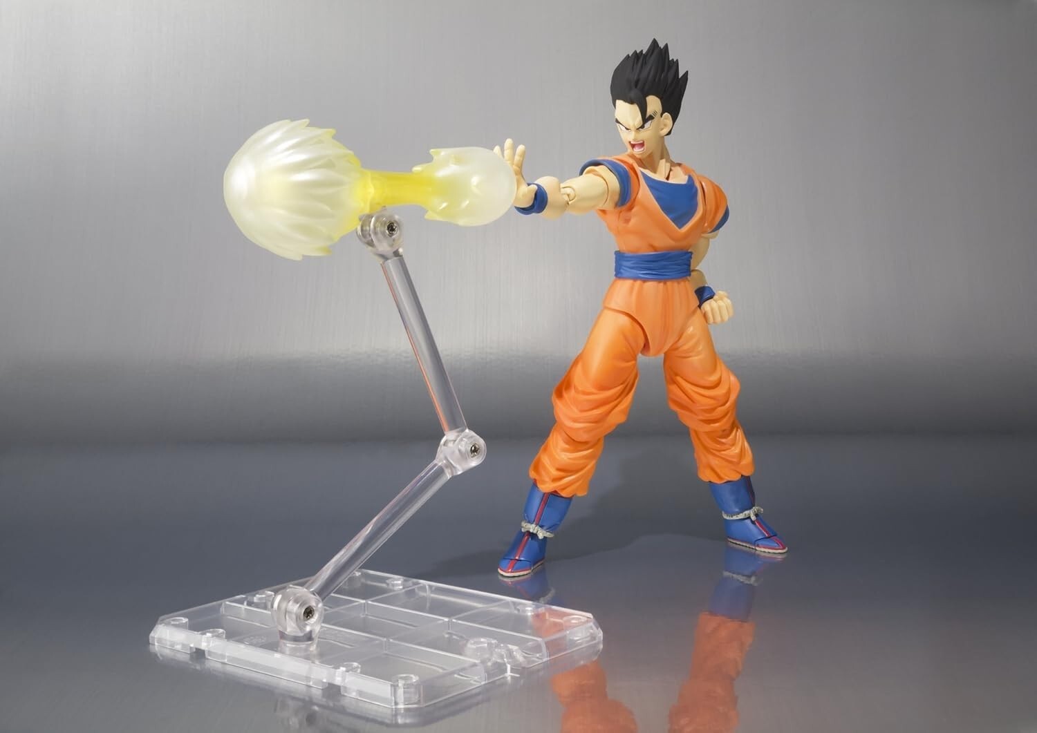Ultimate Son Gohan S.H. Figuarts Dragon Ball Z Figure Bandai Tamashii Nations J