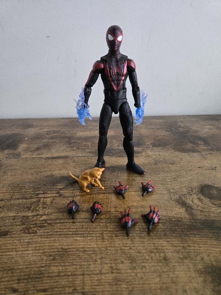 Hasbro Marvel Legends Gamerverse Spider-Man 2 Miles Morales 6 Inch Action Figure