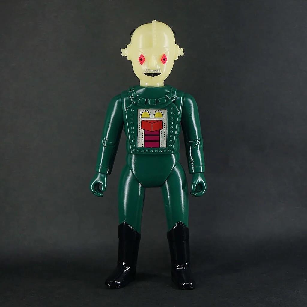 SKULLWORLD NEUTRON (WITH GID HEAD) SOFUBI SOFT VINYL TOY KAIJU FIGURE SKULLMARK
