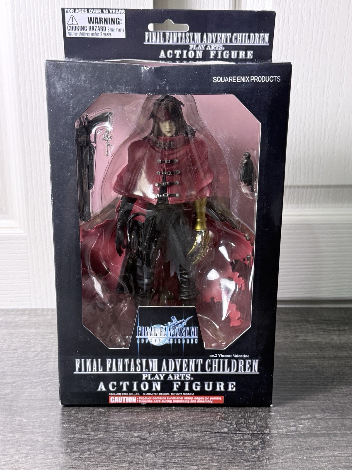 FINAL FANTASY 7 Advent Children VINCENT VALENTINE Action Figure Play Arts NIB