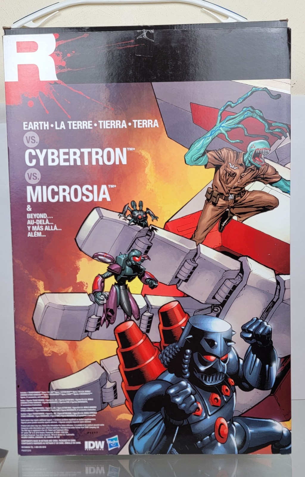 Hasbro SDCC 2017 Exclusive Revolution Box Set + Takara LG 46 Kup