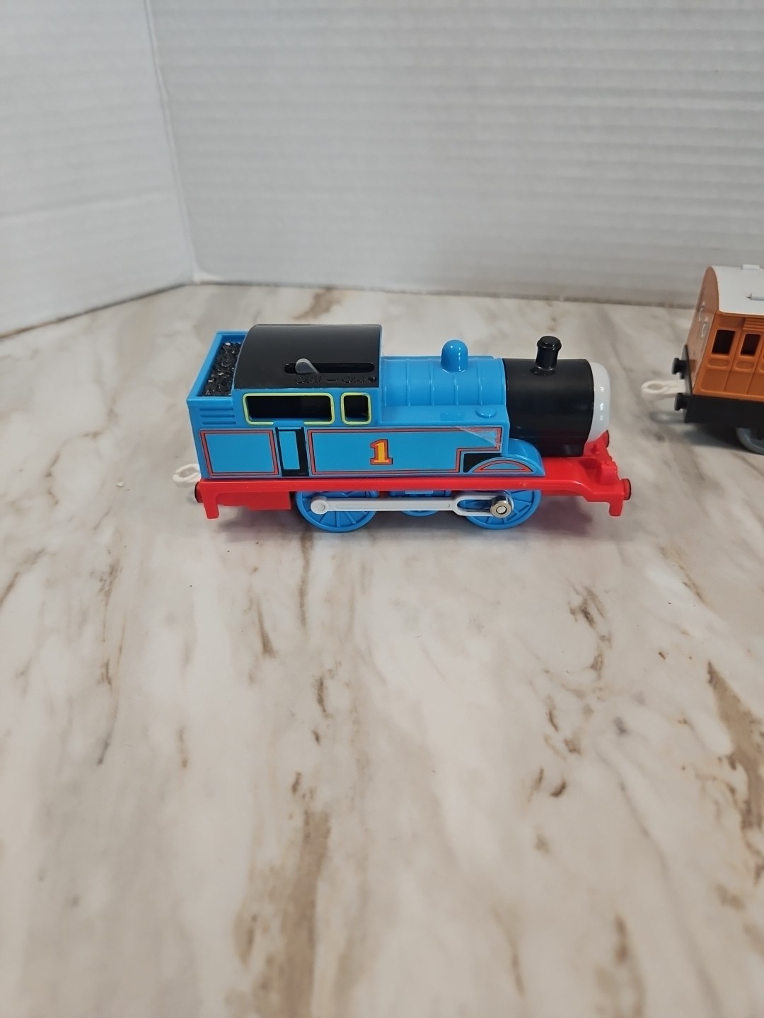 Tomy Thomas Plarail Thomas with Coaches Annie and Clarabel
