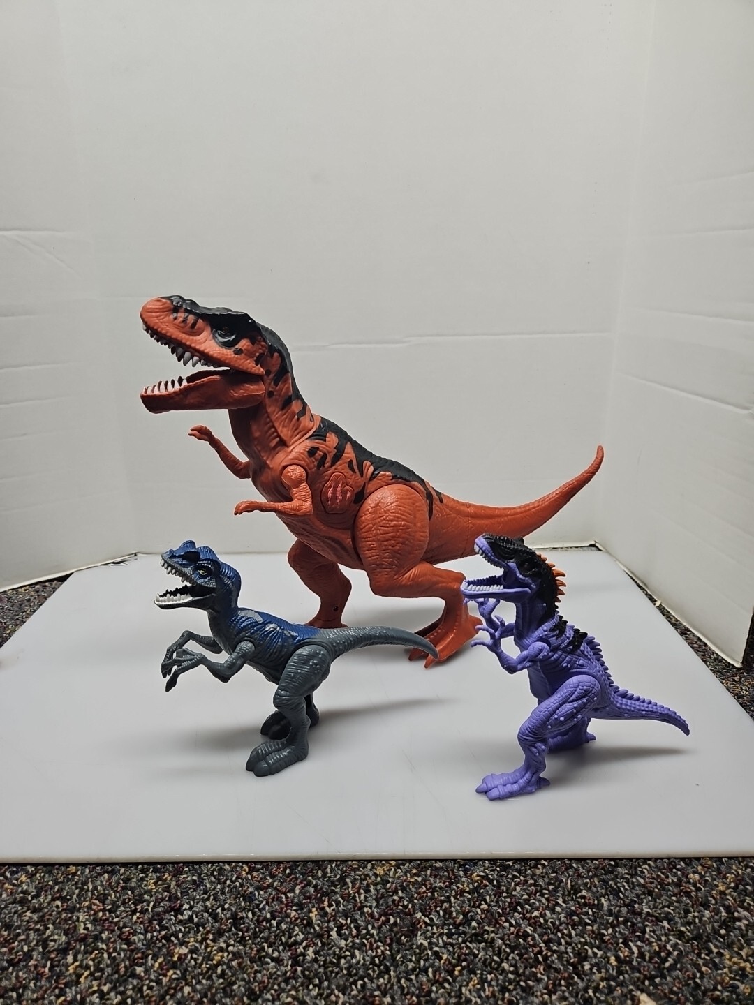 T Rex Toy Dinosaur 15&Prime; Growling Mouth and Eyes Light Up + 2 Other Dinos