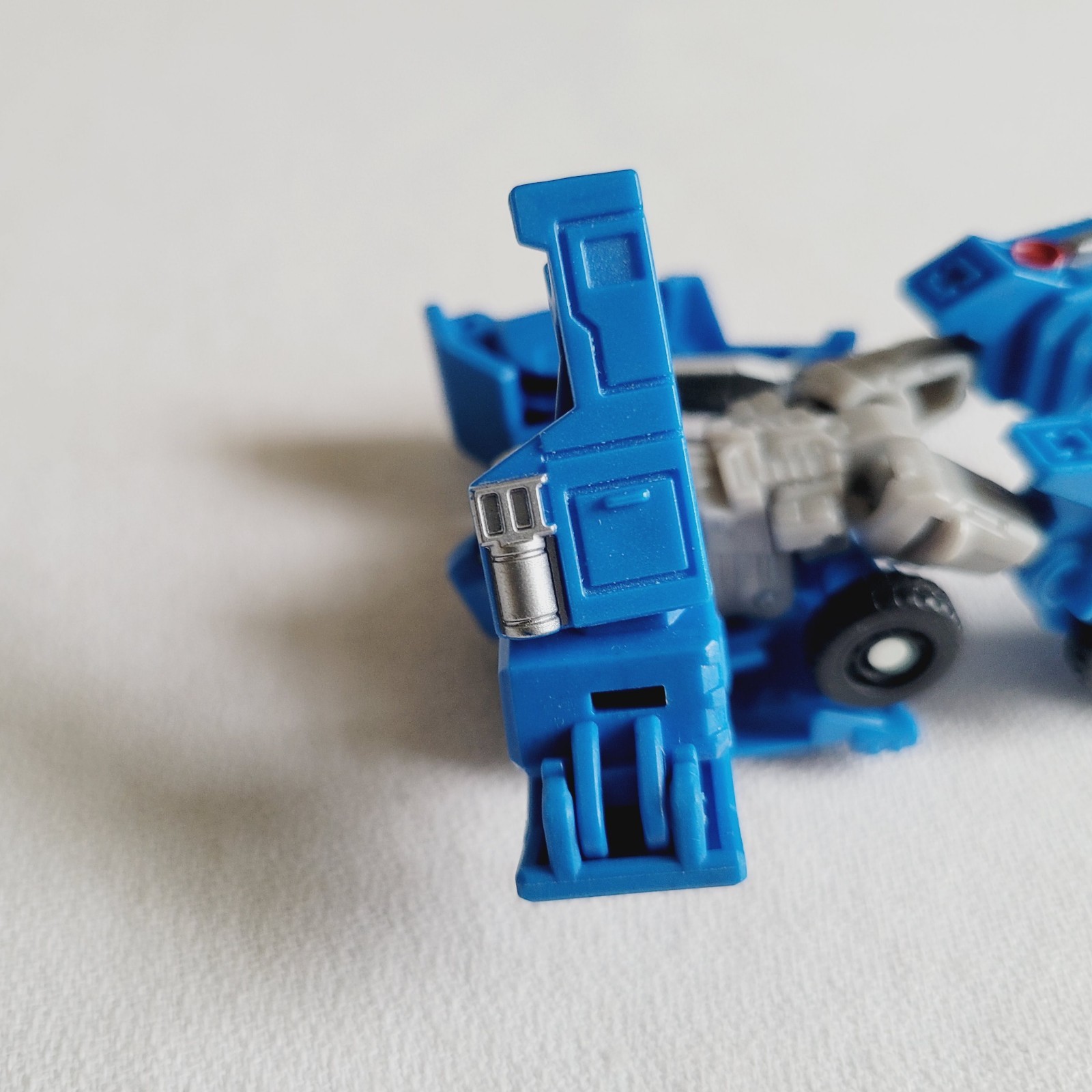 Transformers Combiner Wars Legends Class Pipes (no packaging or instructions)